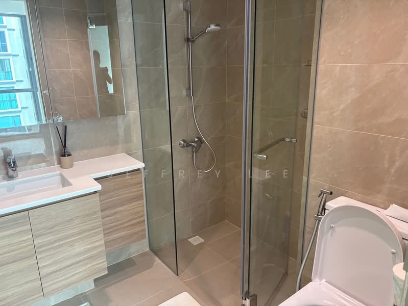 Treasure at Tampines, 55 Tampines Lane, 2 Bedrooms, 678 sqft, Condominium For Rent, by Jeffrey Lee, 500162241 - Bathroom - PropertyGuru.com.sg