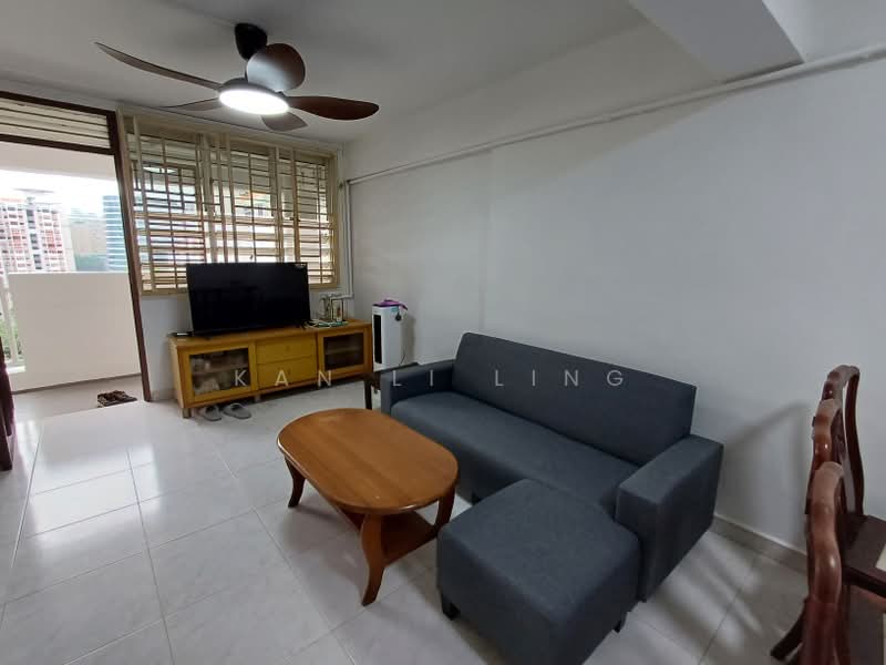 2 Holland Avenue, 2 Holland Avenue, 2 Bedrooms, 700 sqft, HDB Flat For Rent, by Kan Li Ling, 500162242 - PropertyGuru.com.sg