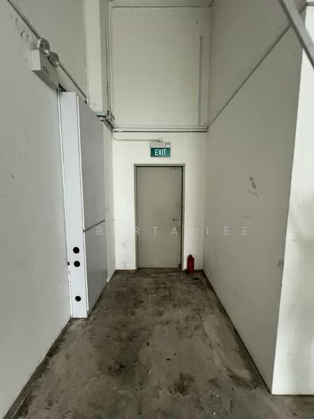 Northstar @ Amk, 7030 Ang Mo Kio Avenue 5, 1,948 sqft, Light Industrial (B1) For Sale, by Alberta Lee, 500162253 - Corridor - CommercialGuru.com.sg