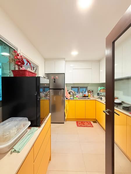 Bishan Loft, 31 Bishan Street 11, 3 Bedrooms, 1,173 sqft, Condominium For Sale, by Jose Loh Zhenhao, 500162272 - Kitchen - PropertyGuru.com.sg