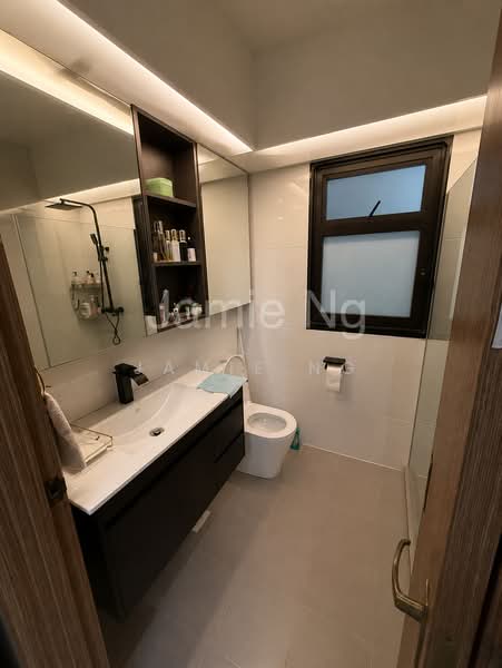 111B Alkaff Crescent, 111B Alkaff Crescent, 3 Bedrooms, 1,001 sqft, HDB Flat For Sale, by Jamie Ng, 500162278 - Bathroom - PropertyGuru.com.sg