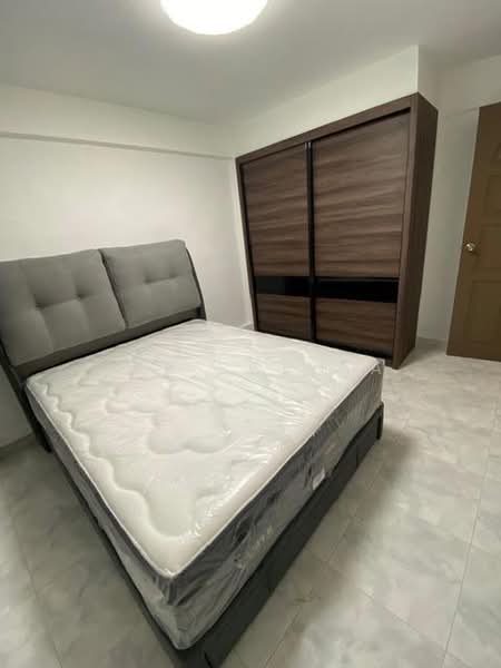 8 Empress Road, 8 Empress Road, 2 Bedrooms, 700 sqft, HDB Flat For Rent, by Lee Sophia, 500162282 - Bedroom - PropertyGuru.com.sg