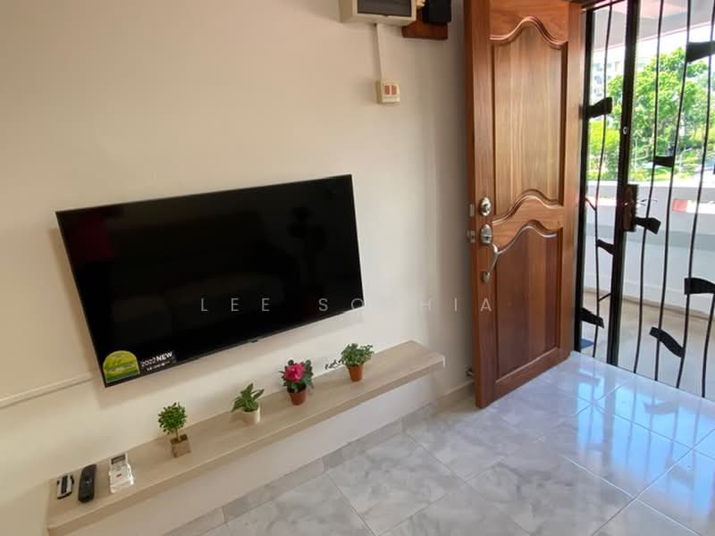 8 Empress Road, 8 Empress Road, 2 Bedrooms, 700 sqft, HDB Flat For Rent, by Lee Sophia, 500162282 - Entrance - PropertyGuru.com.sg