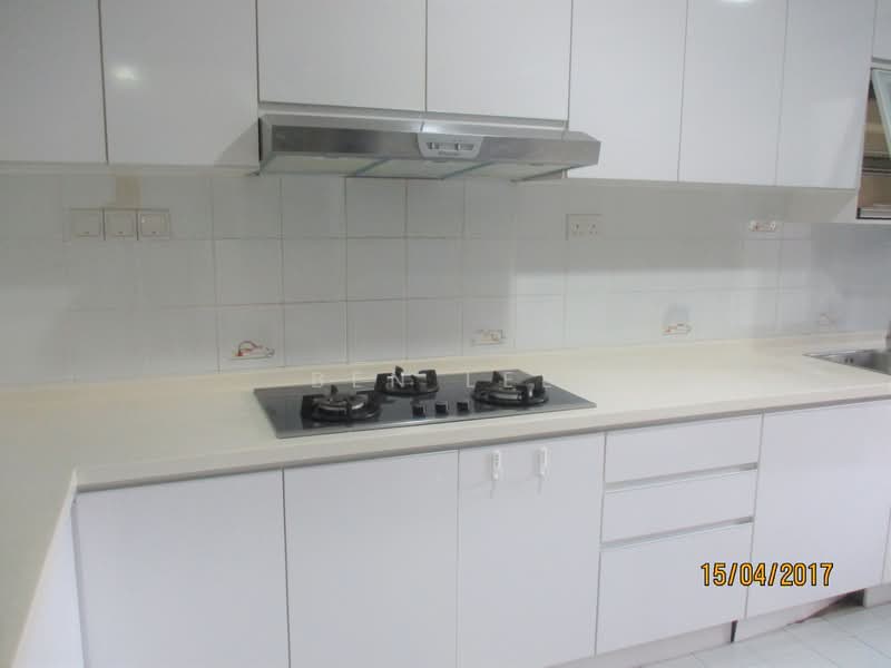 Yuk Thong Ave / 3 Storey with 4 bedroom @ Beauty World MRT, , 4 Bedrooms, 3,000 sqft, Terraced House For Rent, by Ben Lee, 500162293 - Kitchen - PropertyGuru.com.sg