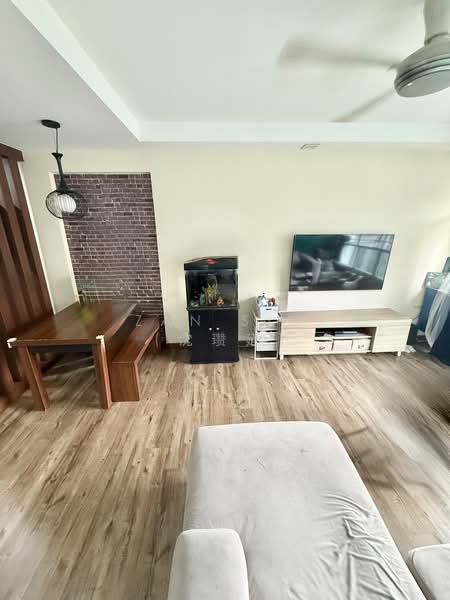 332A Anchorvale Link, 332A Anchorvale Link, 3 Bedrooms, 990 sqft, HDB Flat For Sale, by Zan Sim (沈瓒延), 500162295 - Living Room - PropertyGuru.com.sg