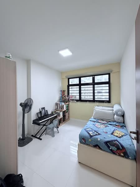 817C Keat Hong Link, 817C Keat Hong Link, 3 Bedrooms, 990 sqft, HDB Flat For Sale, by Zaki Affandi, 500162298 - Bedroom - PropertyGuru.com.sg