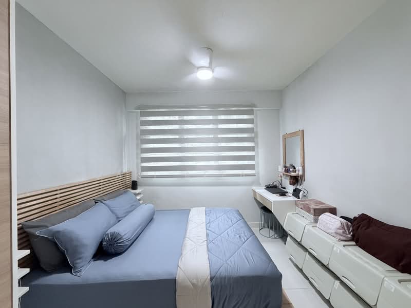 817C Keat Hong Link, 817C Keat Hong Link, 3 Bedrooms, 990 sqft, HDB Flat For Sale, by Zaki Affandi, 500162298 - Bedroom - PropertyGuru.com.sg