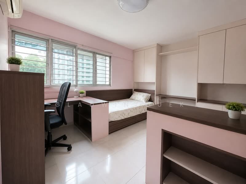 67 Bedok South Avenue 3, 67 Bedok South Avenue 3, 2 Bedrooms, 1,300 sqft, HDB Flat For Rent, by Gladwin Quek, 500162306 - Bedroom - PropertyGuru.com.sg