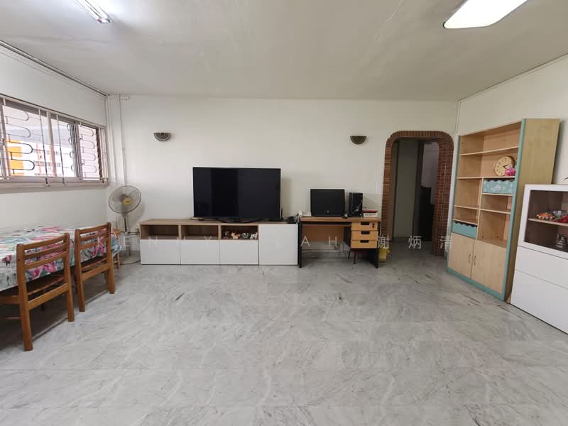 17 Joo Seng Road, 17 Joo Seng Road, 3 Bedrooms, 1,108 sqft, HDB Flat For Sale, by Kenny Seah 谢炳清, 500162315 - Living Room - PropertyGuru.com.sg