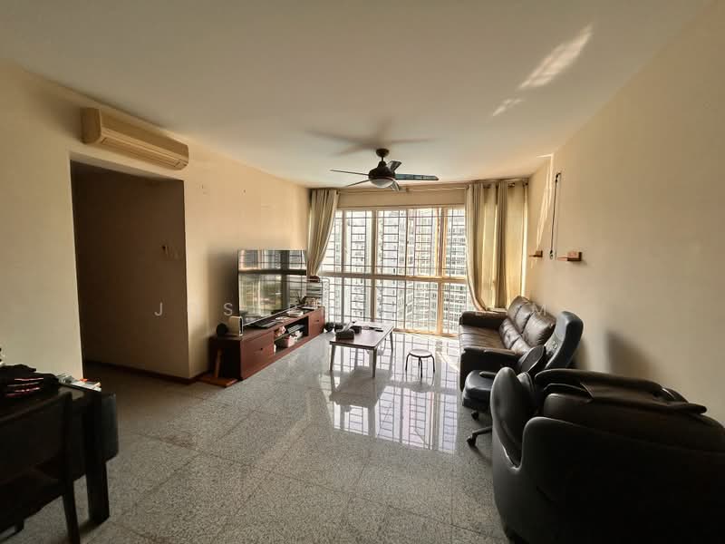 Rio Vista, 10 Upper Serangoon View, 3 Bedrooms, 1,249 sqft, Condominium For Sale, by Josephine Lim, 500162343 - Living Room - PropertyGuru.com.sg