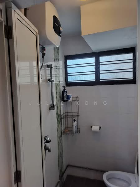 701 West Coast Road, 701 West Coast Road, Room Rental, 80 sqft, HDB Flat For Rent, by Julie Kong, 500162348 - Bathroom - PropertyGuru.com.sg