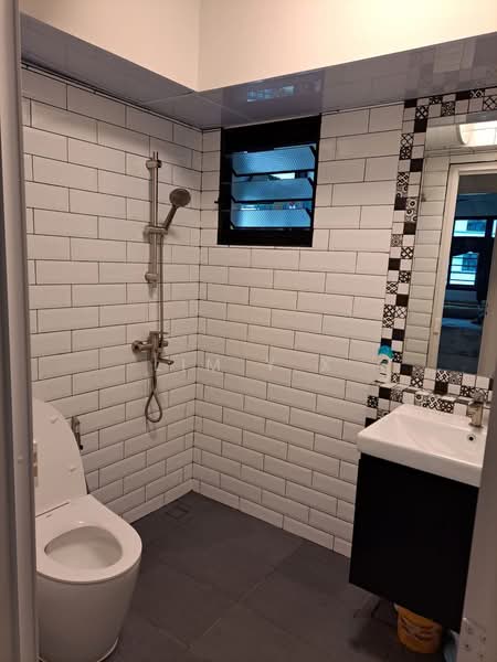 807B Choa Chu Kang Avenue 1, 807B Choa Chu Kang Avenue 1, Room Rental, 120 sqft, HDB Flat For Rent, by Lim Y X, 500162358 - Bathroom - PropertyGuru.com.sg