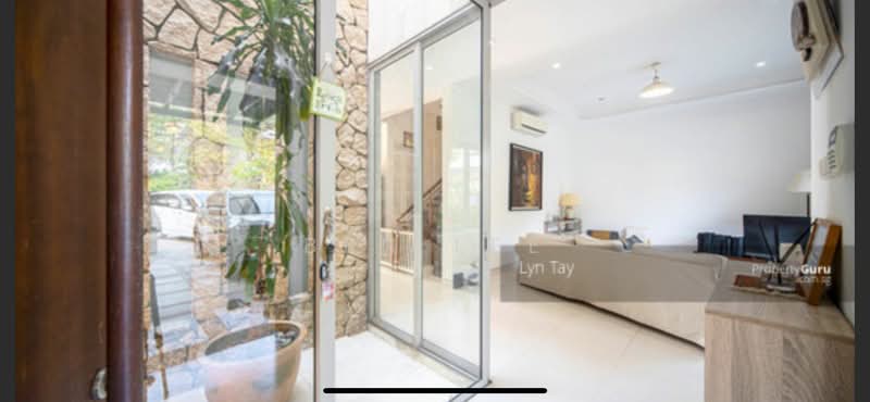 Ocean Drive / Unblock waterview / Dock to doorstep sailing, , 4 Bedrooms, 2,648 sqft, Terraced House For Sale, by Ben Lee, 500162362 - Living Room - PropertyGuru.com.sg