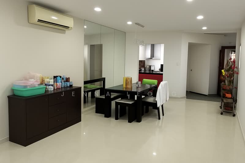 453 Choa Chu Kang Avenue 4, 453 Choa Chu Kang Avenue 4, 4 Bedrooms, 1,528 sqft, HDB Flat For Sale, by Jenna Leong, 500162369 - Dining Room - PropertyGuru.com.sg