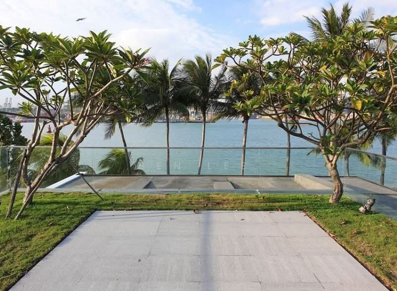 Perfect Seaview Ocean drive, Ocean Drive, 6 Bedrooms, 11,200 sqft, Bungalow House For Sale, by Ben Lee, 500162384 - View - PropertyGuru.com.sg