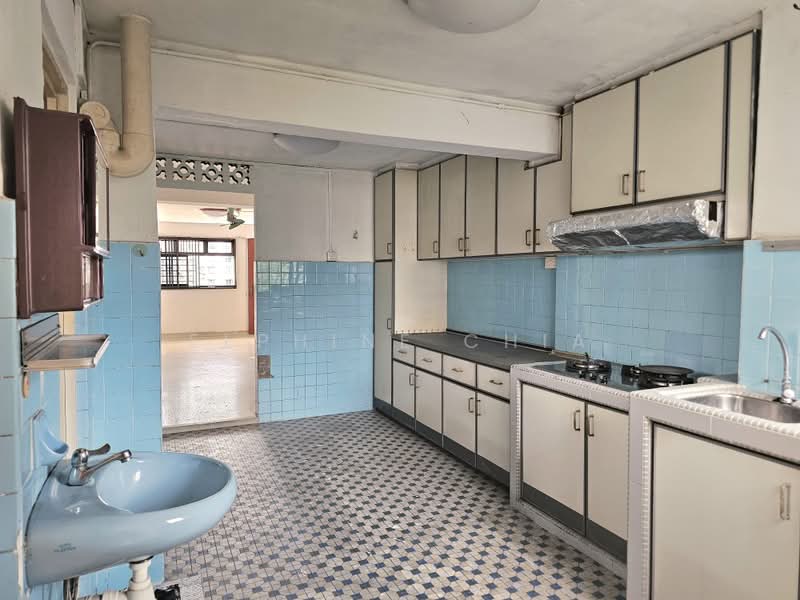 86 Whampoa Drive, 86 Whampoa Drive, 2 Bedrooms, 829 sqft, HDB Flat For Sale, by Elphine Chia, 500162393 - Kitchen - PropertyGuru.com.sg