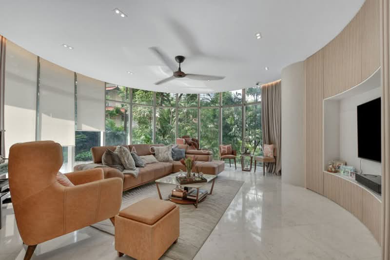 The Edge on Cairnhill, 130 Cairnhill Road, 4 Bedrooms, 2,131 sqft, Condominium For Sale, by Zack Chua, 500162412 - Living Room - PropertyGuru.com.sg