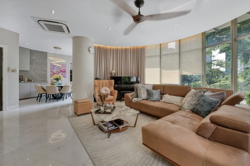 The Edge on Cairnhill, 130 Cairnhill Road, 4 Bedrooms, 2,131 sqft, Condominium For Sale, by Zack Chua, 500162412 - Living Room - PropertyGuru.com.sg