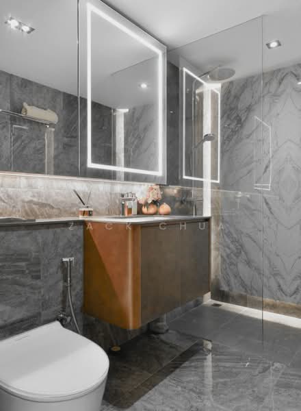 The Edge on Cairnhill, 130 Cairnhill Road, 4 Bedrooms, 2,131 sqft, Condominium For Sale, by Zack Chua, 500162412 - Bathroom 3 - PropertyGuru.com.sg
