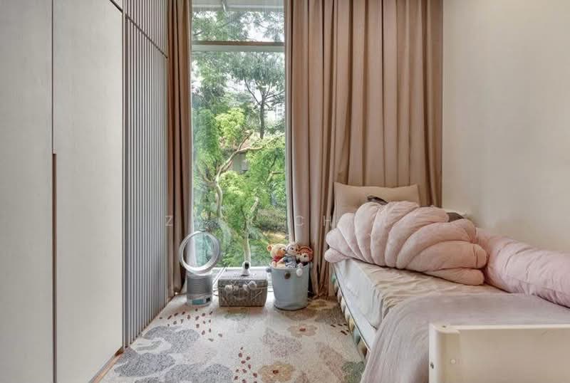 The Edge on Cairnhill, 130 Cairnhill Road, 4 Bedrooms, 2,131 sqft, Condominium For Sale, by Zack Chua, 500162412 - Bedroom 2 - PropertyGuru.com.sg