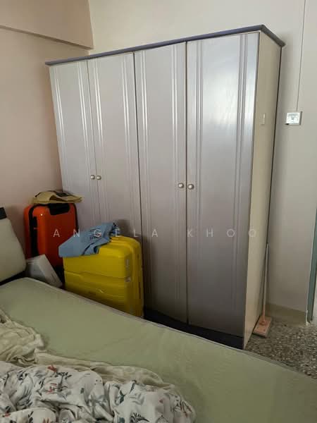 329 Jurong East Avenue 1, 329 Jurong East Avenue 1, Room Rental, 180 sqft, HDB Flat For Rent, by Angela Khoo, 500162413 - Bedroom - PropertyGuru.com.sg