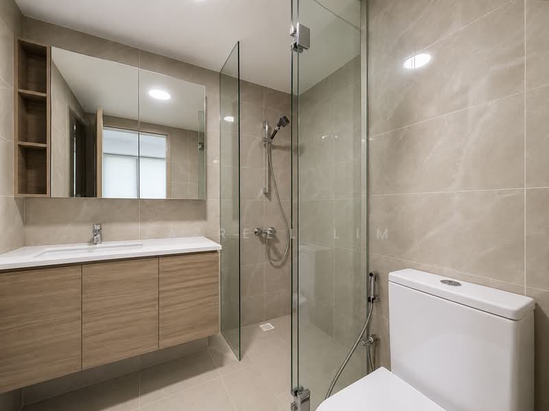 Treasure at Tampines, 1 Tampines Lane, 2 Bedrooms, 678 sqft, Condominium For Rent, by Jazreel Lim, 500162419 - Master Bath - PropertyGuru.com.sg