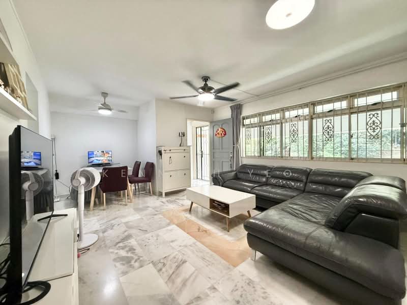 128 Marsiling Rise, 128 Marsiling Rise, 6 Bedrooms, 1,701 sqft, HDB Flat For Sale, by Kenneth Yeo, 500162420 - Living Room - PropertyGuru.com.sg