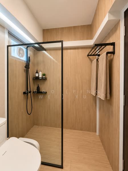 523D Tampines Central 7, 523D Tampines Central 7, 3 Bedrooms, 1,001 sqft, HDB Flat For Sale, by Hugo (Ping Wei) Xu, 500162423 - Bathroom - PropertyGuru.com.sg