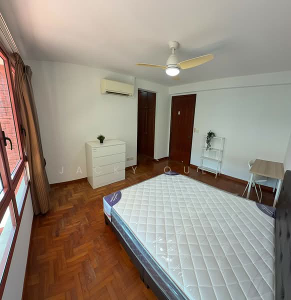 52 Tanah Merah Kechil Road, Tanah Merah Kechil Road, Room Rental, 150 sqft, Terraced House For Rent, by Jacky Quek, 500162431 - Bedroom - PropertyGuru.com.sg
