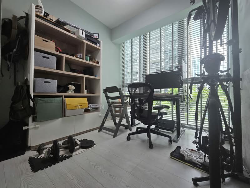 The Terrace, 98 Edgedale Plains, 3 Bedrooms, 1,076 sqft, Executive Condominium For Sale, by ARNIE LEE, 500162437 - Study - PropertyGuru.com.sg