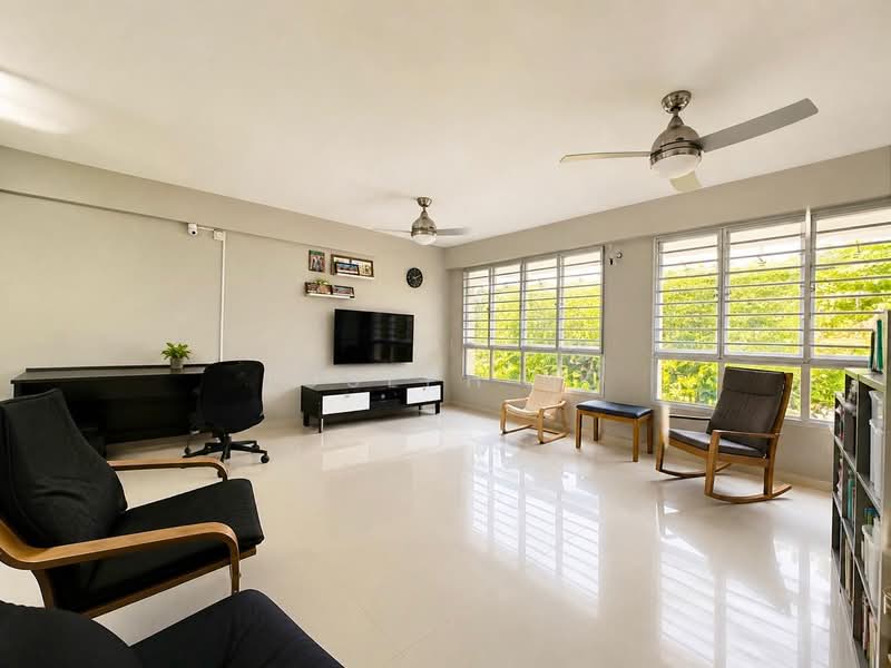 342 Woodlands Avenue 1, 342 Woodlands Avenue 1, 4 Bedrooms, 1,313 sqft, HDB Flat For Sale, by Joseph Ng, 500162438 - Living Room - PropertyGuru.com.sg