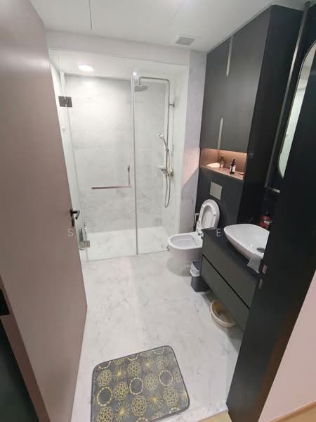 One Bernam, 1 Bernam Street, 2 Bedrooms, 829 sqft, Condominium For Rent, by Serene Tey, 500162441 - Bathroom - PropertyGuru.com.sg