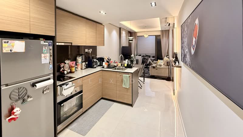 Midwood, 8 Hillview Rise, 2 Bedrooms, 636 sqft, Condominium For Sale, by Alex Ong, 500162449 - Kitchen - PropertyGuru.com.sg