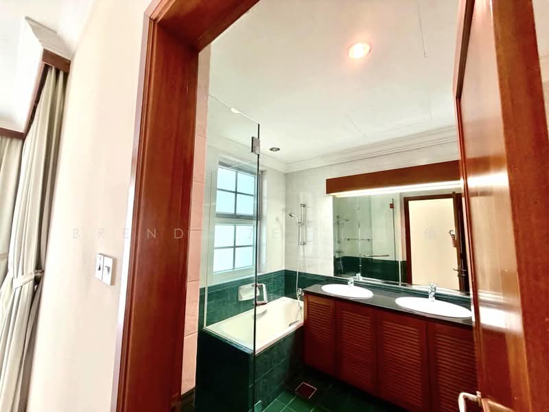 BRENDA ZEE ✧ 945O9938 ✧ GCB with Pool in Holland Road vicinity, Holland Road, Cornwall Gardens, Belmont Road, 5 Bedrooms, 7,300 sqft, Good Class Bungalow For Rent, by Brenda Zee (徐黎倫), 500162451 - Bathroom - PropertyGuru.com.sg