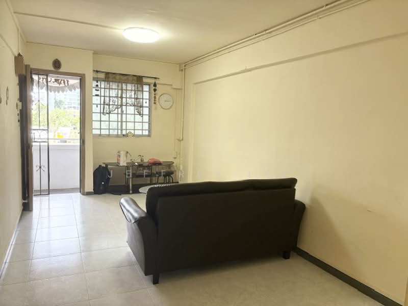 534 Ang Mo Kio Avenue 10, 534 Ang Mo Kio Avenue 10, 2 Bedrooms, 732 sqft, HDB Flat For Rent, by Jeffrey Lee, 500162455 - Living Room - PropertyGuru.com.sg