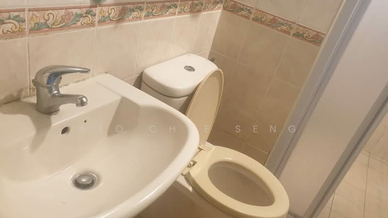48 Strathmore Avenue, 48 Strathmore Avenue, Room Rental, 150 sqft, HDB Flat For Rent, by Neo Chee Seng, 500162461 - Bathroom - PropertyGuru.com.sg