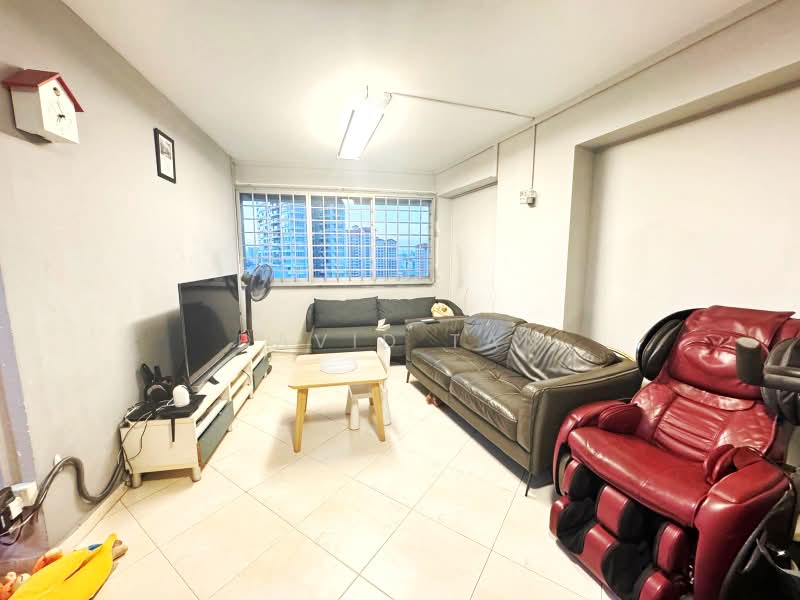 228 Bishan Street 23, 228 Bishan Street 23, 3 Bedrooms, 1,130 sqft, HDB Flat For Sale, by David Tan, 500162462 - Living Room - PropertyGuru.com.sg