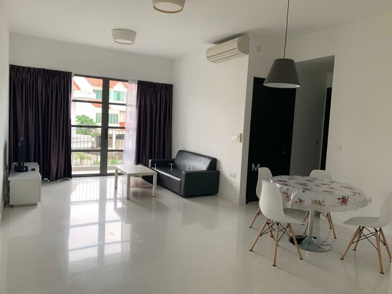 E Maisons (The Maisons), 30 Braddell Road, 2 Bedrooms, 936 sqft, Apartment For Sale, by Keith Sim, 500162464 - Living Room - PropertyGuru.com.sg