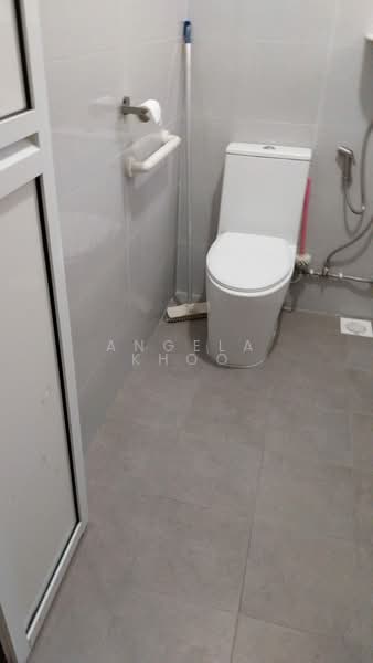 506 Choa Chu Kang Street 51, 506 Choa Chu Kang Street 51, Room Rental, 180 sqft, HDB Flat For Rent, by Angela Khoo, 500162465 - Bathroom - PropertyGuru.com.sg