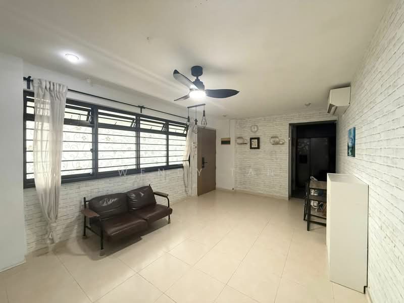 816 Jellicoe Road, 816 Jellicoe Road, 3 Bedrooms, 915 sqft, HDB Flat For Rent, by Wendy Tan, 500162474 - Living Room - PropertyGuru.com.sg