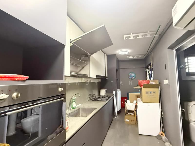 816 Jellicoe Road, 816 Jellicoe Road, 3 Bedrooms, 915 sqft, HDB Flat For Rent, by Wendy Tan, 500162474 - Kitchen - PropertyGuru.com.sg
