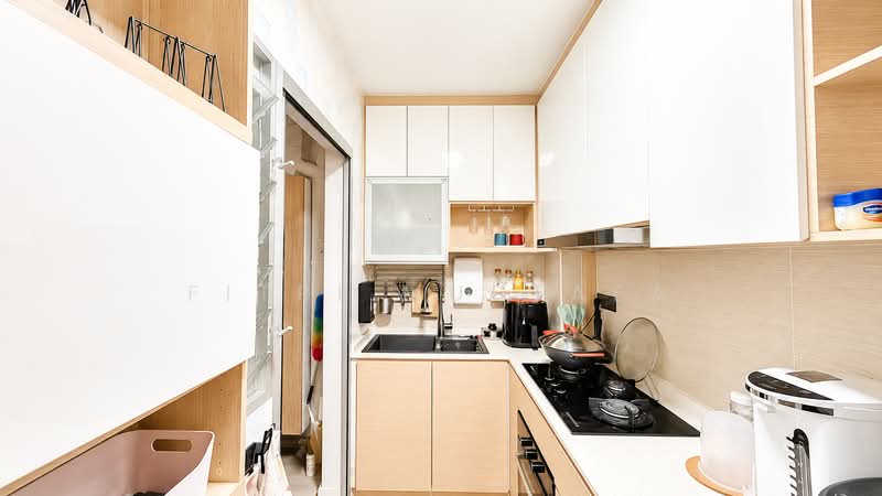 115C Canberra Walk, 115C Canberra Walk, 2 Bedrooms, 732 sqft, HDB Flat For Sale, by Fitri Mustafa, 500162484 - Kitchen - PropertyGuru.com.sg
