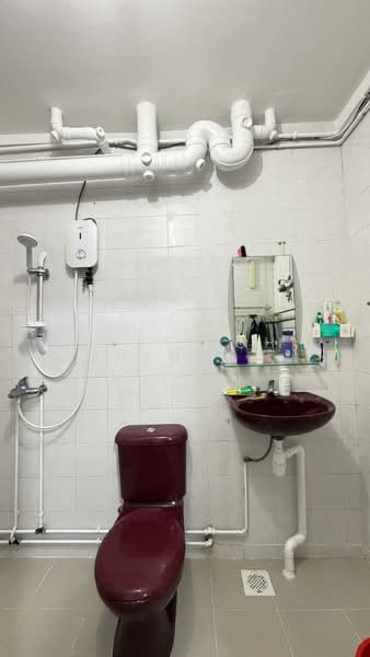346 Kang Ching Road, 346 Kang Ching Road, 3 Bedrooms, 1,098 sqft, HDB Flat For Sale, by Jose Loh Zhenhao, 500162489 - Bathroom - PropertyGuru.com.sg