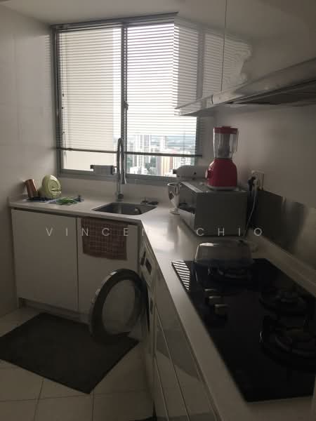 Newton One, 1 Newton Road, 4 Bedrooms, 1,808 sqft, Condominium For Rent, by Vincent Chio, 500162491 - Kitchen - PropertyGuru.com.sg