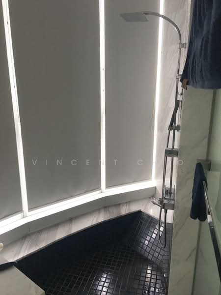 Newton One, 1 Newton Road, 4 Bedrooms, 1,808 sqft, Condominium For Rent, by Vincent Chio, 500162491 - Bathroom - PropertyGuru.com.sg