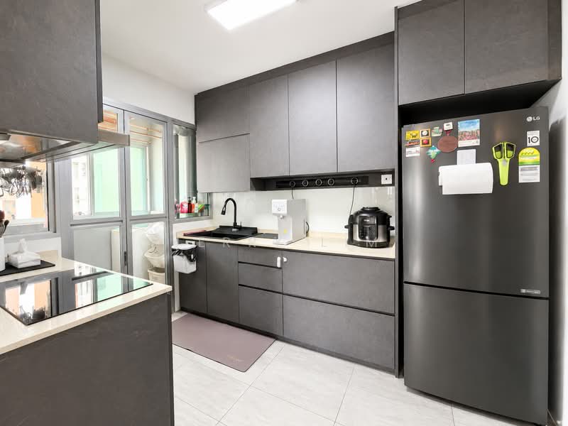 353A Anchorvale Lane, 353A Anchorvale Lane, 3 Bedrooms, 1,001 sqft, HDB Flat For Sale, by Jerry Lim, 500162517 - Kitchen - PropertyGuru.com.sg