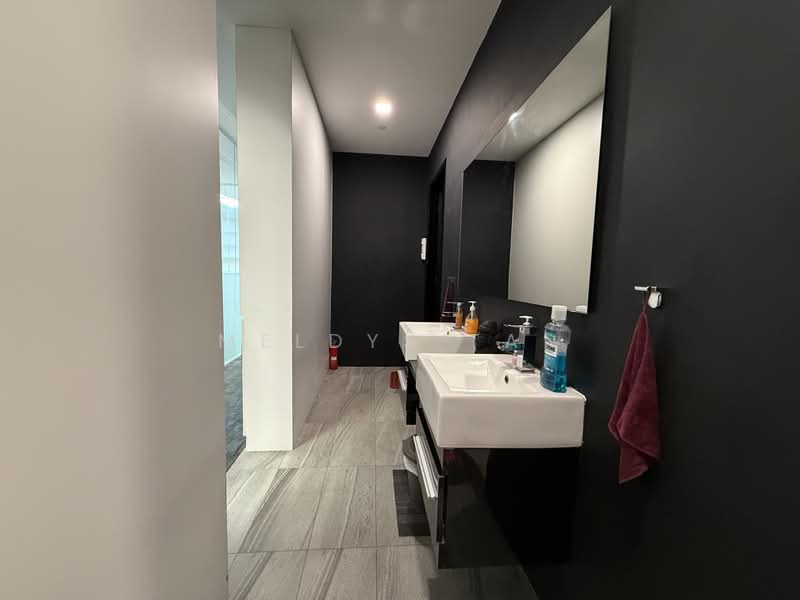 One Commonwealth, 1 Commonwealth Lane, 3,358 sqft, Light Industrial (B1) For Sale, by Meldys Tan, 500162524 - Bathroom - CommercialGuru.com.sg