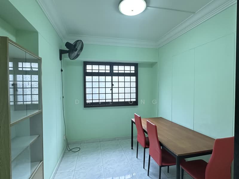 322 Sembawang Close, 322 Sembawang Close, 4 Bedrooms, 1,291 sqft, HDB Flat For Rent, by Dave Ong, 500162529 - Dining Room - PropertyGuru.com.sg