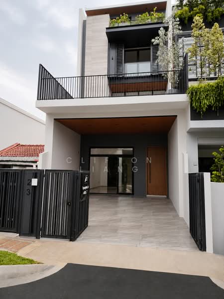 🏡 New Freehold Terrace Jalan Sankam, Jalan Sankam, 5 Bedrooms, 4,834 sqft, Terraced House For Sale, by Clifton Liang, 500162532 - Exterior - PropertyGuru.com.sg