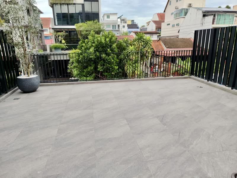🏡 New Freehold Terrace Jalan Sankam, Jalan Sankam, 5 Bedrooms, 4,834 sqft, Terraced House For Sale, by Clifton Liang, 500162532 - Exterior - PropertyGuru.com.sg